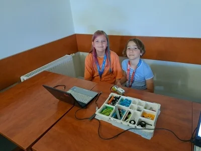 11 2zajecia z konstruowania i programowania robotow